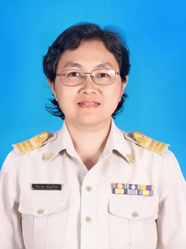 นางภัทราพร จำรูญจิตร