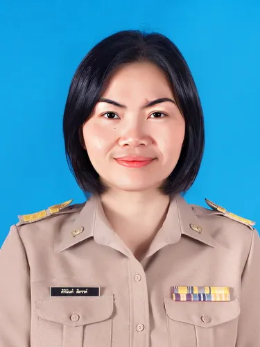 นางสาวศิรินันท์ สีสรรค์