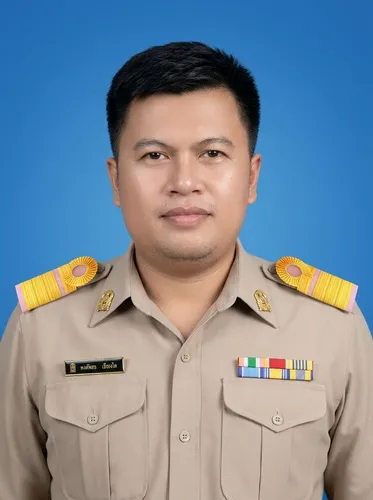 นายฤทธิพล เสียงใส