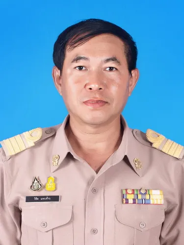 นายวิชิต แทบท้าว