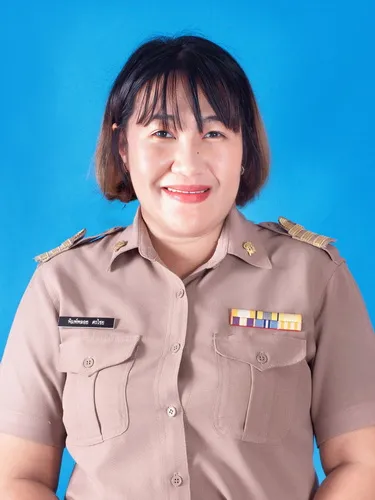 นางสาวพิมพ์พลอย ศรไชย