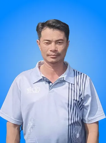 นายนพรัตน์ อุทสิงห์